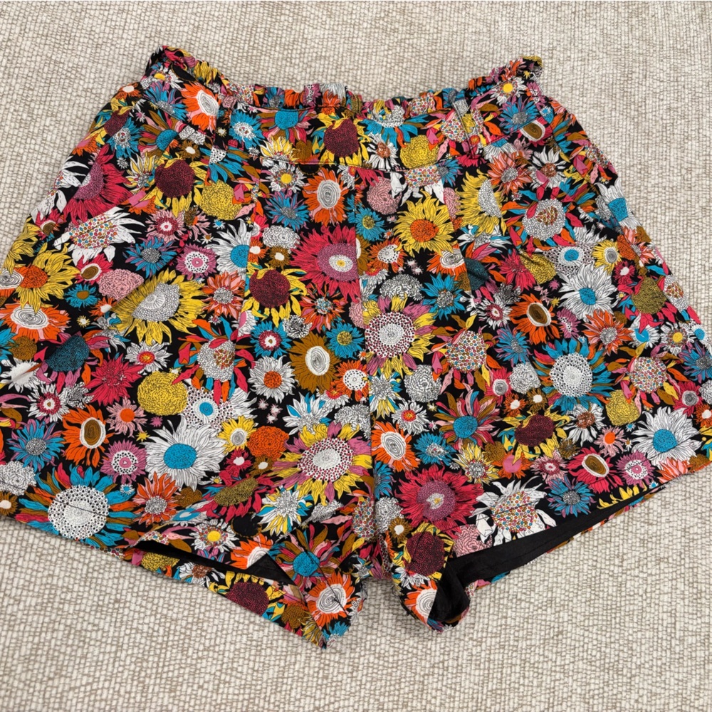&Merci Floral Shorts!!
